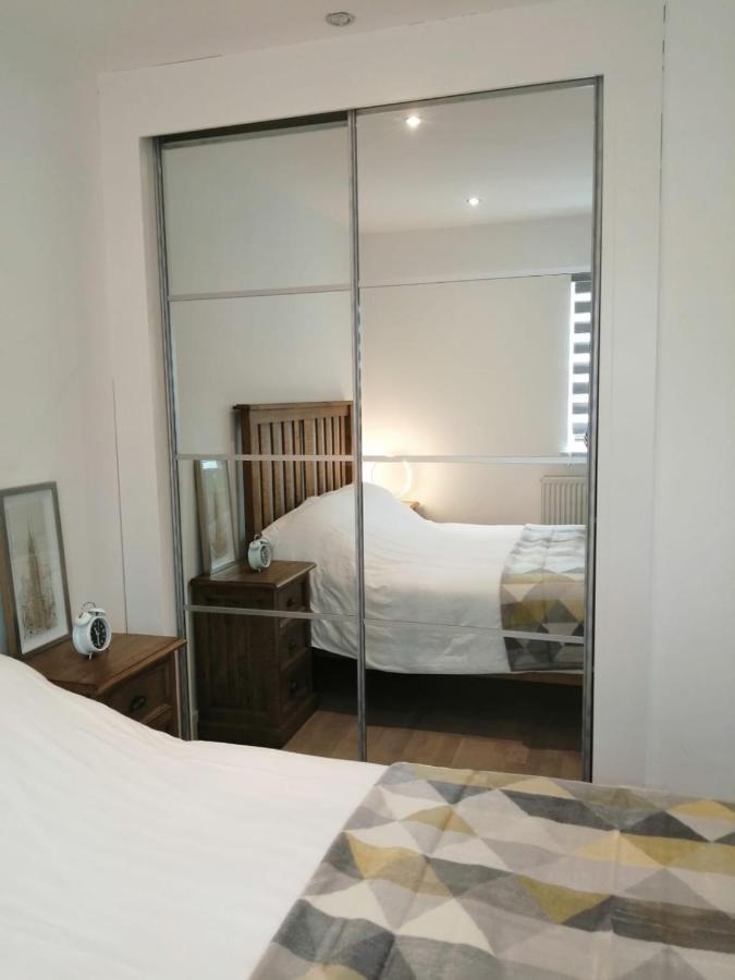 Apartment No 8 - Stay In Style In The Heart Of The Cathedral City. Truro Exterior foto